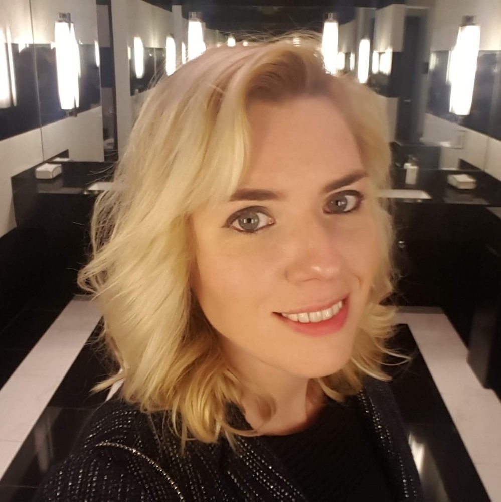 Meet your Posher, Miss Speed